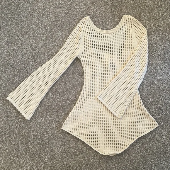 Forever 21 Sheer Crochet Bell-Sleeve Dress - Picture 4 of 5